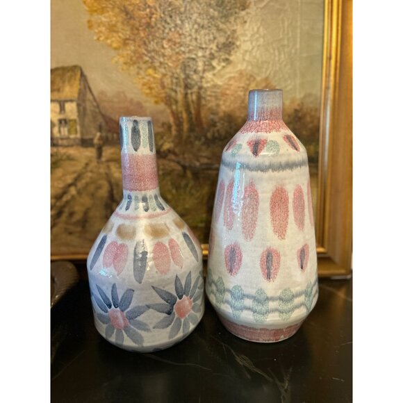 Set Of 2 Ceramic Vases With Handpainted Floral & Abstract Patterns In Pastel Pin - Picture 1 of 16